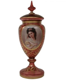 A LARGE MOSER LIDED VASE