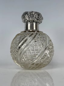 ENGLISH STERLING SILVER AND CRYSTAL PERFUNE BOTTLE