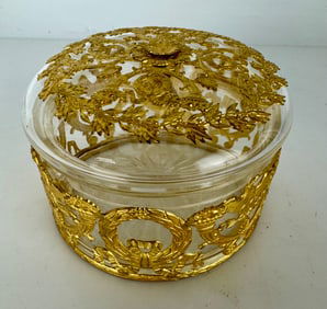 A MAGNIFICENT EMPIRE STYLE ORMOLU MOUNTED BACCARAT GLASS BOX