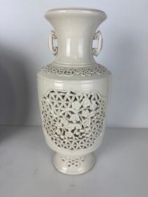 CHINESE RETICULATED PORCELAIN VASE