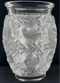 LALIQUE BAGATELLE VASE