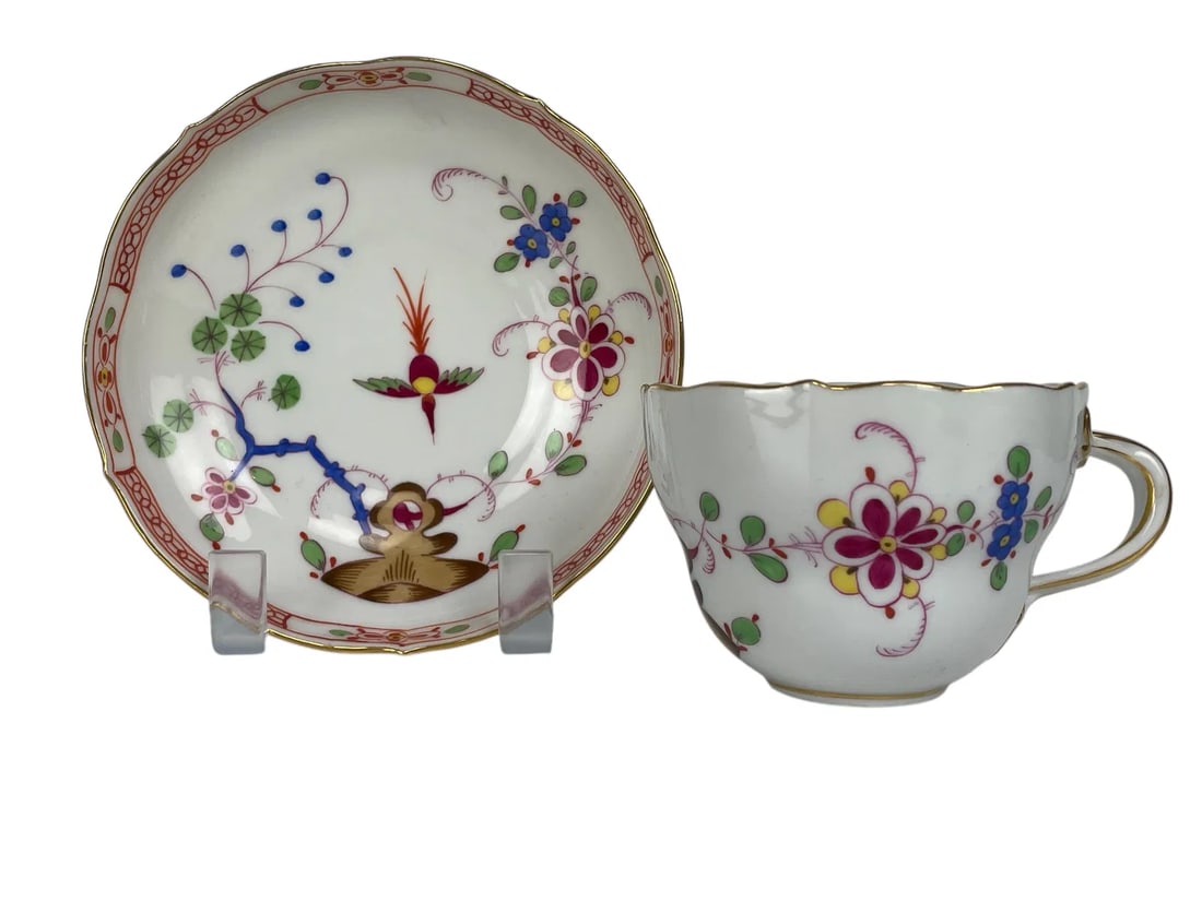 19TH C. MEISSEN KAKIEMON TEA CUP AND SAUCER: Meissen Kakiemon Rock Bird Tea Cup and Saucer , in excellent condition. Estimate $500-600