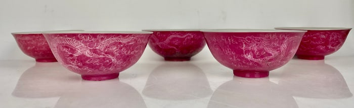 SET OF 5 CHINESE PORCELAIN BOWLS