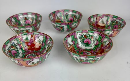 Set of 5 CHINESE PORCELAIN BOWLS