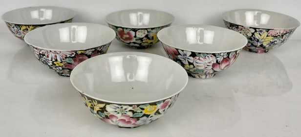 Set of 6 CHINESE PORCELAIN BOWLS