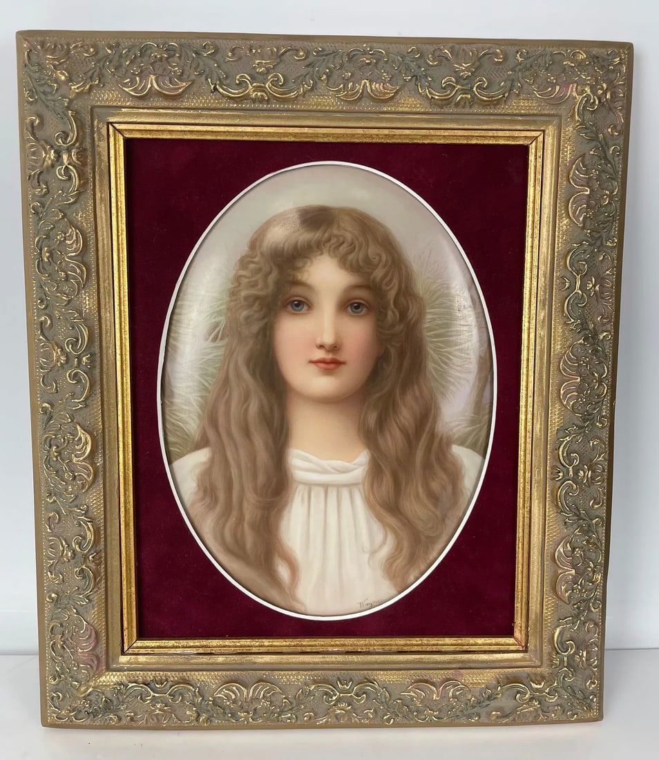 BERLIN KPM PORCELAIN PLAQUE: Circa 1900. Measures 9.5 inches x 6.5 inches unframed. In good condition. Estimate $1500-2000