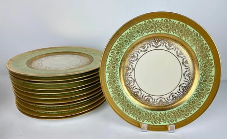 SET OF 12 BAVARIAN PORCELAIN DINNER PLATES
