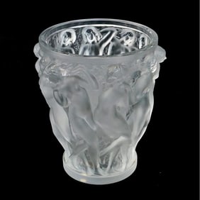 LALIQUE VASE