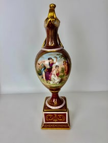 ROYAL VIENNA EWER
