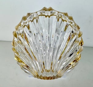 A SHELL SHAPED ORMOLU MOUNTED CRYSTAL BOX