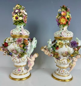 A PAIR OF 19TH C. FIGURAL MEISSEN VASE AND COVERS