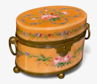 FRENCH ORMOLU MOUNTED OPALINE GLASS BOX