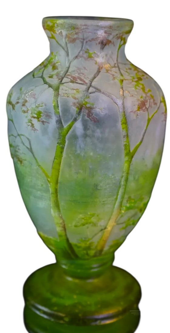 A FINE DAUM NANCY ART GLASS VASE: A fine signed Daum Nancy French Cameo art glass Vase, decorated with summer landscape scene. Measures 4” tall. In excellent condition. Estimate $2500-3000