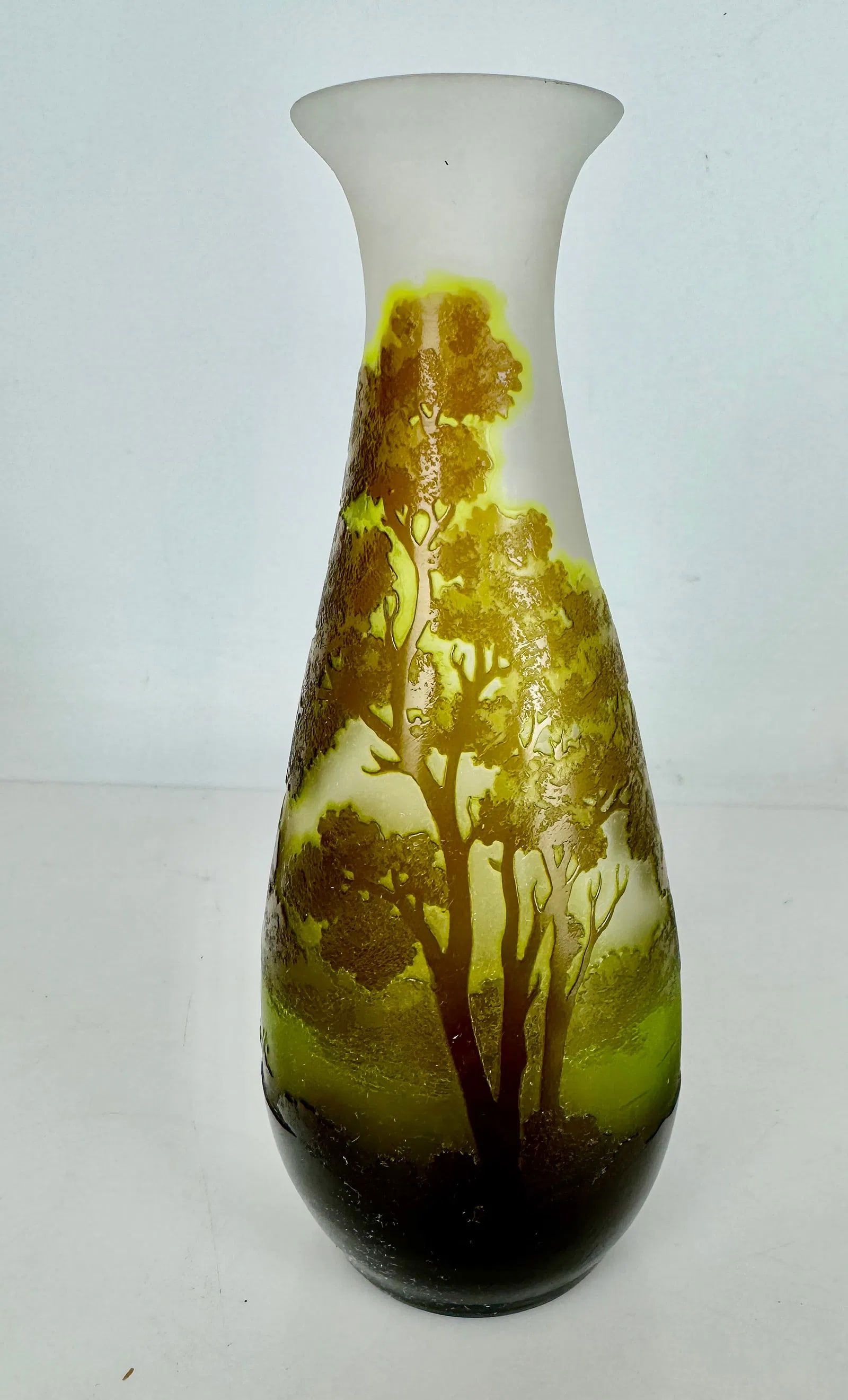 GALLE SCENIC VASE (1 of 7)