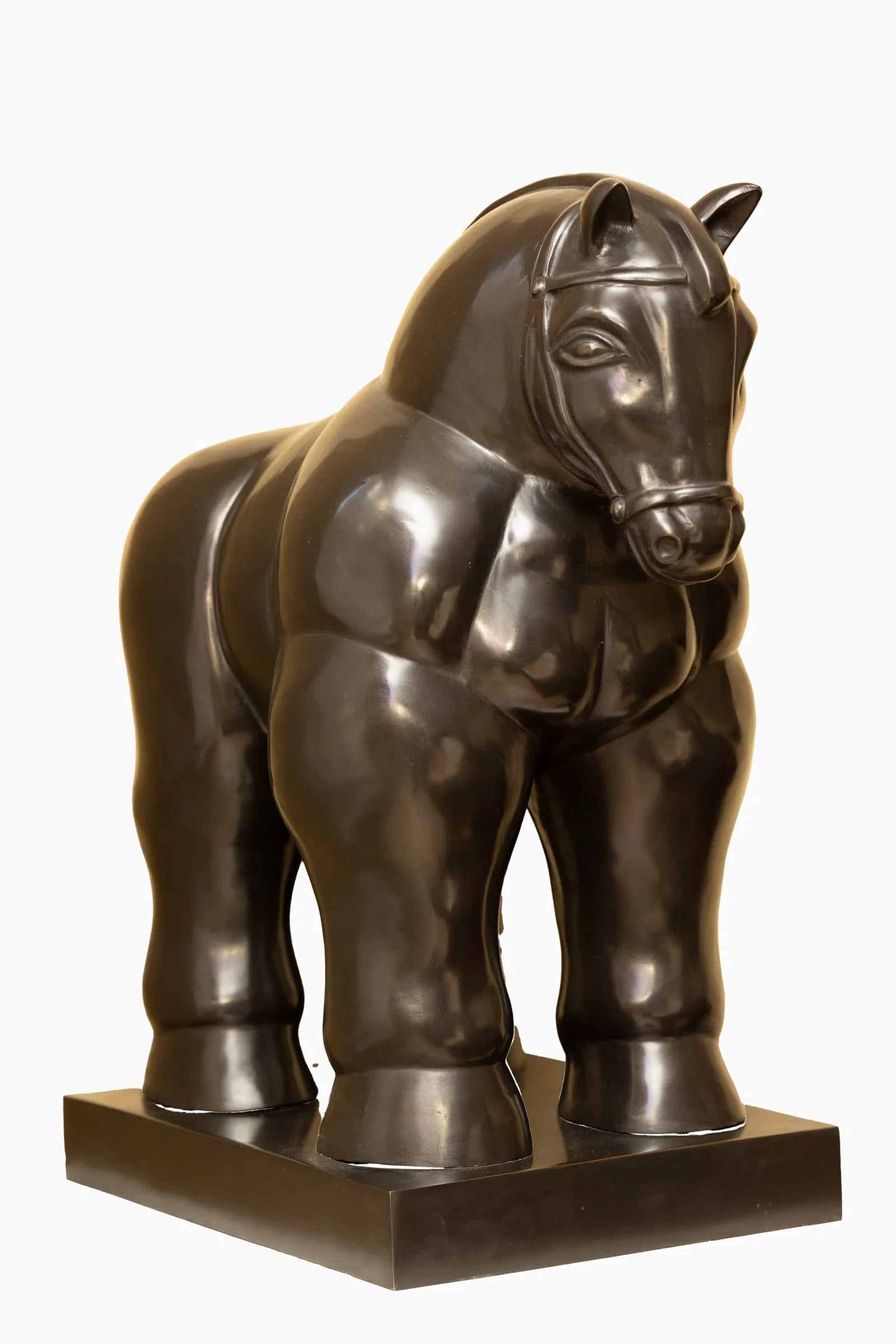 LARGE BOTERO BRONZE SCULPTURE OF THE TROJAN HORSE.26 (1 of 7)