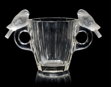 RENE LALIQUE DEUX PIGEONS VASE