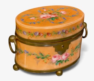 FRENCH ORMOLU MOUNTED OPALINE GLASS BOX