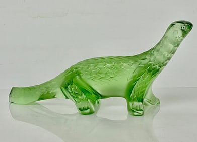 LALIQUE. GREEN DYNASUER