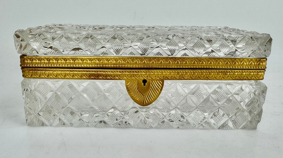 A LARGE ORMOLU MOUNTED BACCARAT BOX (1 of 3)