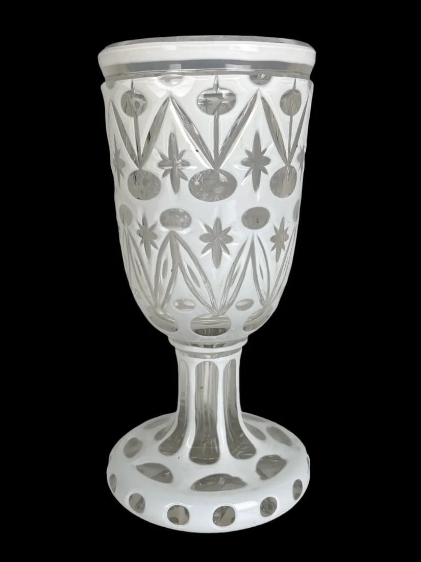 19TH C. MOSER BEAKER: Measures 6.5 inches high. In good condition. Estimate $500-600
