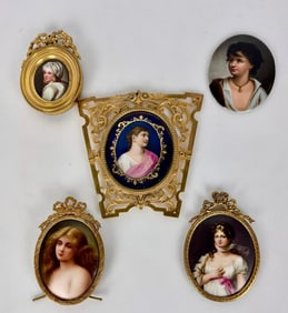 5 PORCELAIN PLAQUES