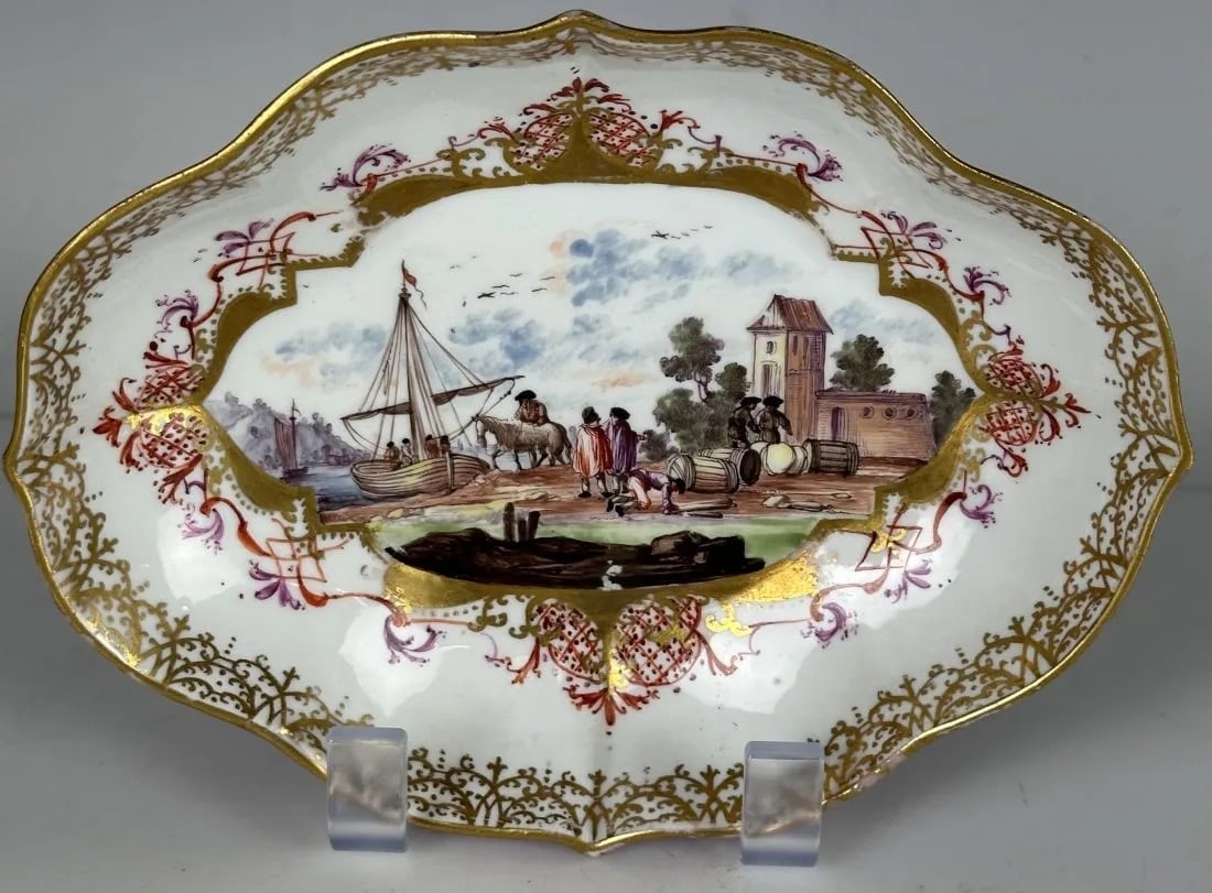 18TH C. MEISSEN DISH: Circa 1750. Measures 6 inches l. In good condition no breaks, no cracks, no restorations. Estimate $3.000-4.000