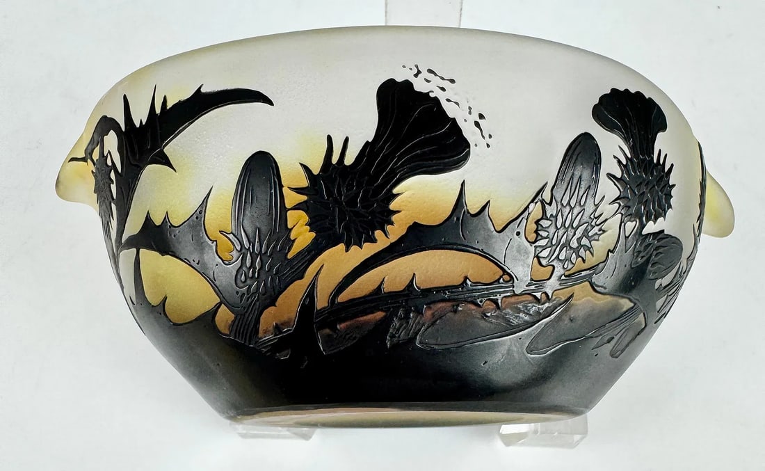 GALLE CAMEO VASE: Circa 1900. Signed Galle. Measures 7 inches l., 3.5 inches h. In excellent condition. Estimate $800-1000