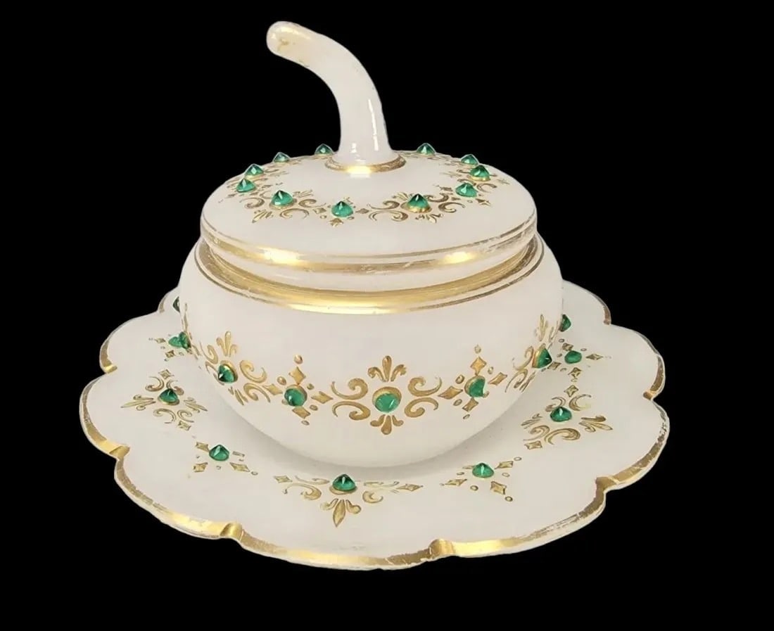 ANTIQUE JEWELLED BACCARAT LIDED DISH (1 of 2)