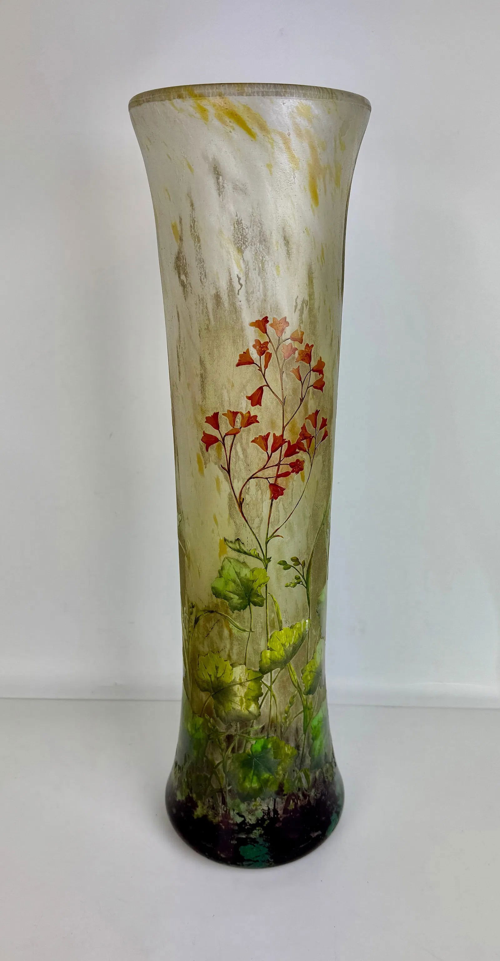 A VERY LARGE DAUM NANCY GLASS VASE (1 of 6)
