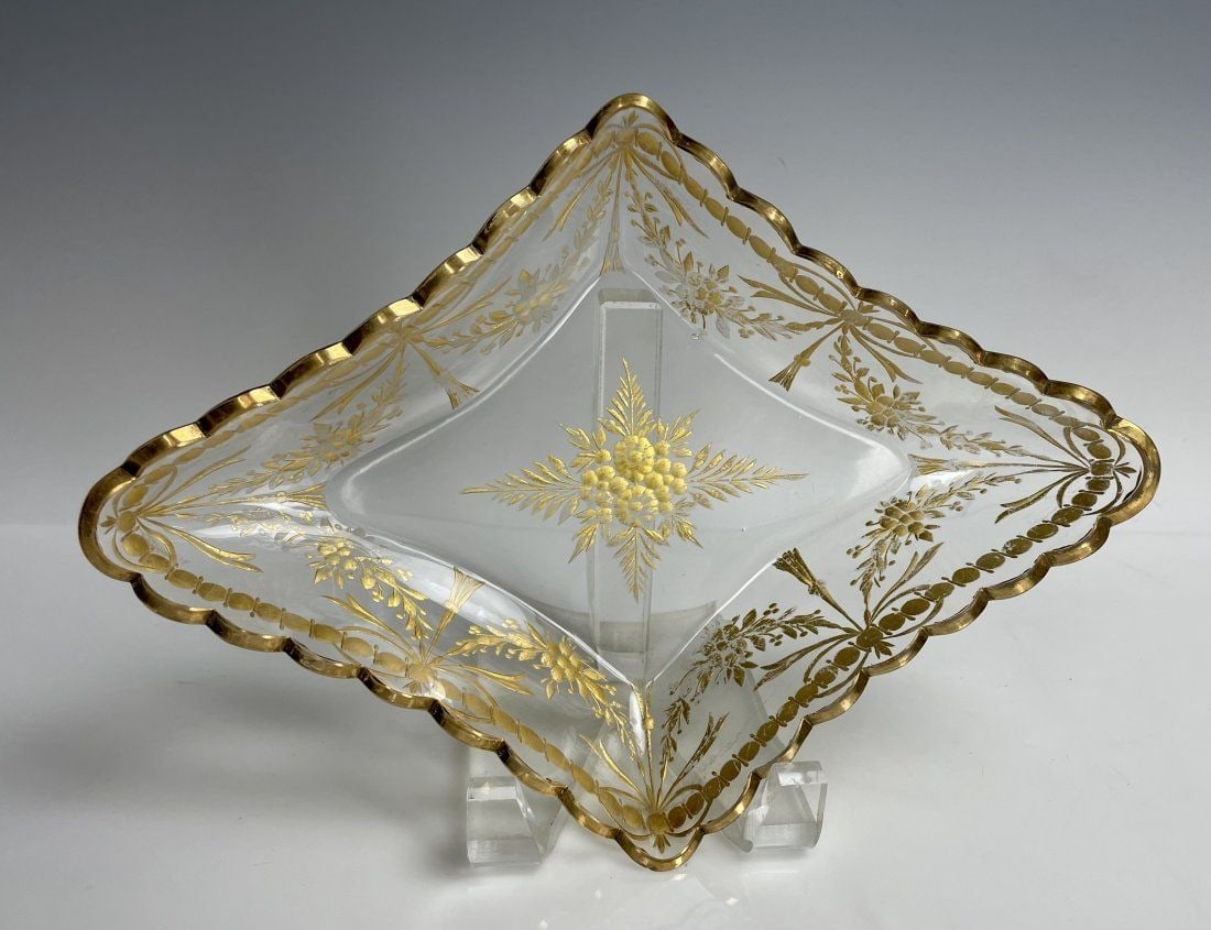 A MOSER GILT INTAGLIO CUT BOWL: Circa 1900. Measures 9 x 6 inches . Estimate $400-500