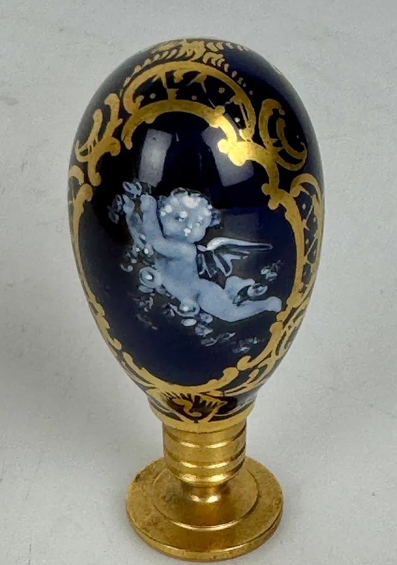 MEISSEN PATE SUR PATE SEAL: Circa 1900. In excellent condition Estimate $1000-1200