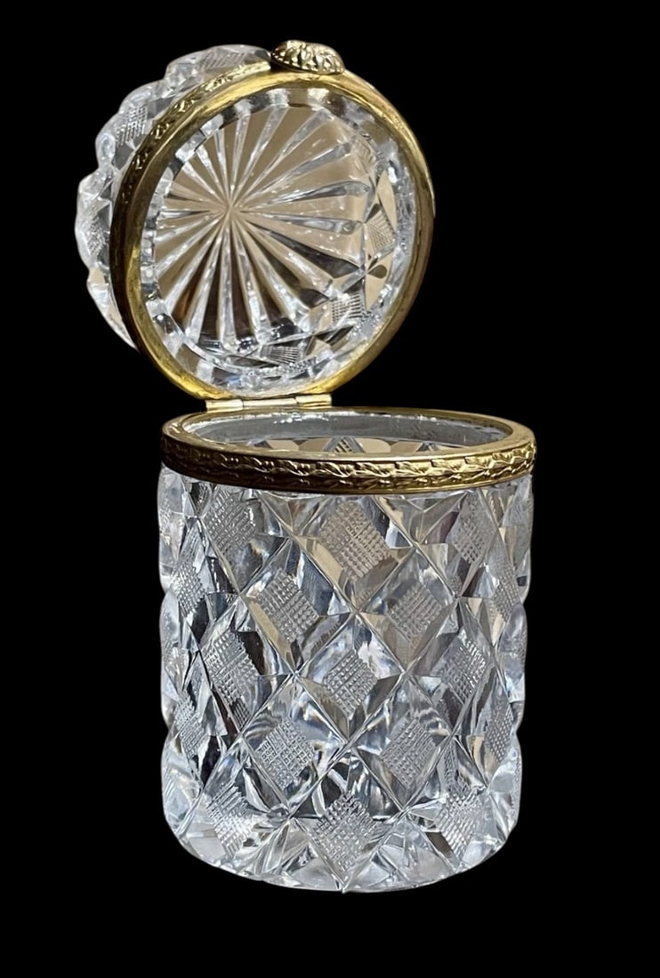 ORMOLU MOUNTED BACCARAT CRYSTAL BOX: Circa 1900. 4” h. In good condition. Estimate $1000-1200