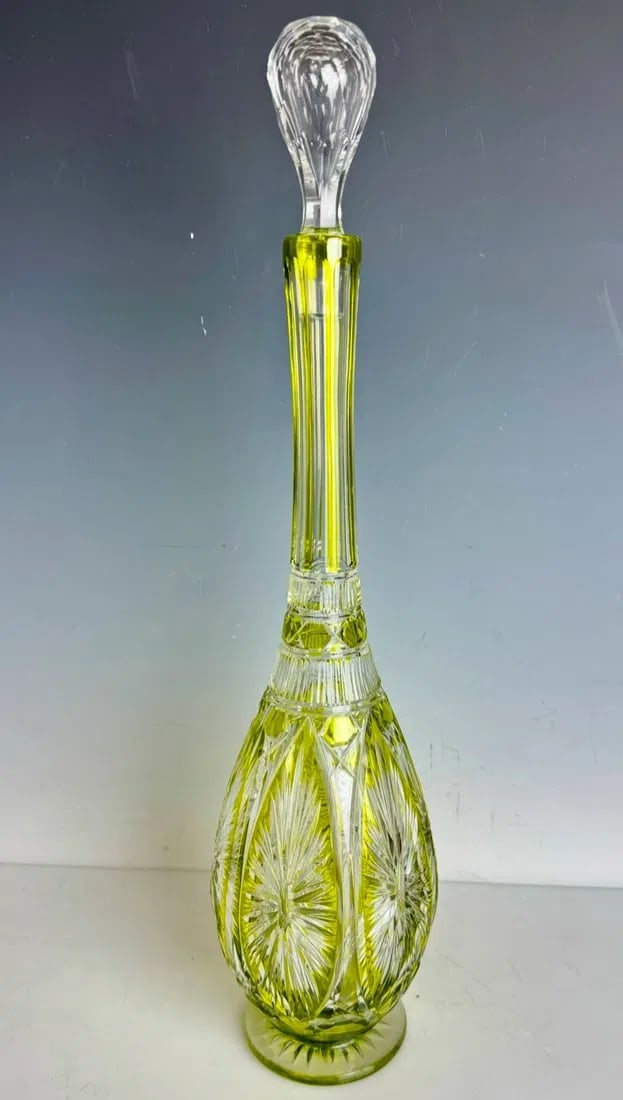 A LARGE BACCARAT LIQUOR BOTTLE: Measures 18 inches High. In excellent condition. Estimate $1000-1200