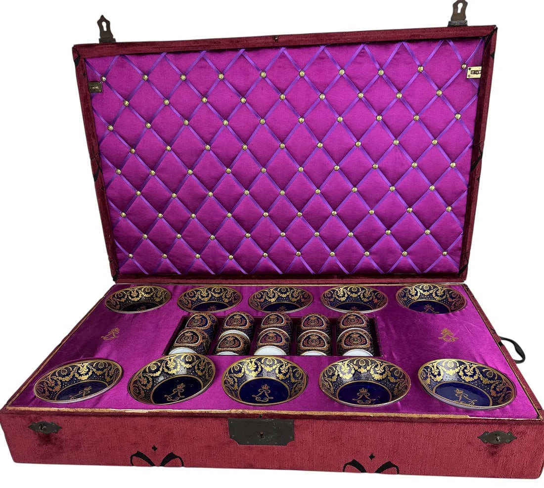 A MAGNIFICENT SET OF 10 JEWELL SEVRES CUP AND SAUCERS: Circa 1880. In original presentation box no breaks, no cracks, minor age related gilt loss.Estimate $20.000-25.000