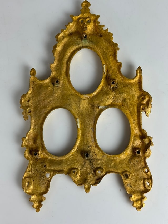 19TH C. ORMOLU PICTURE FRAME - 4