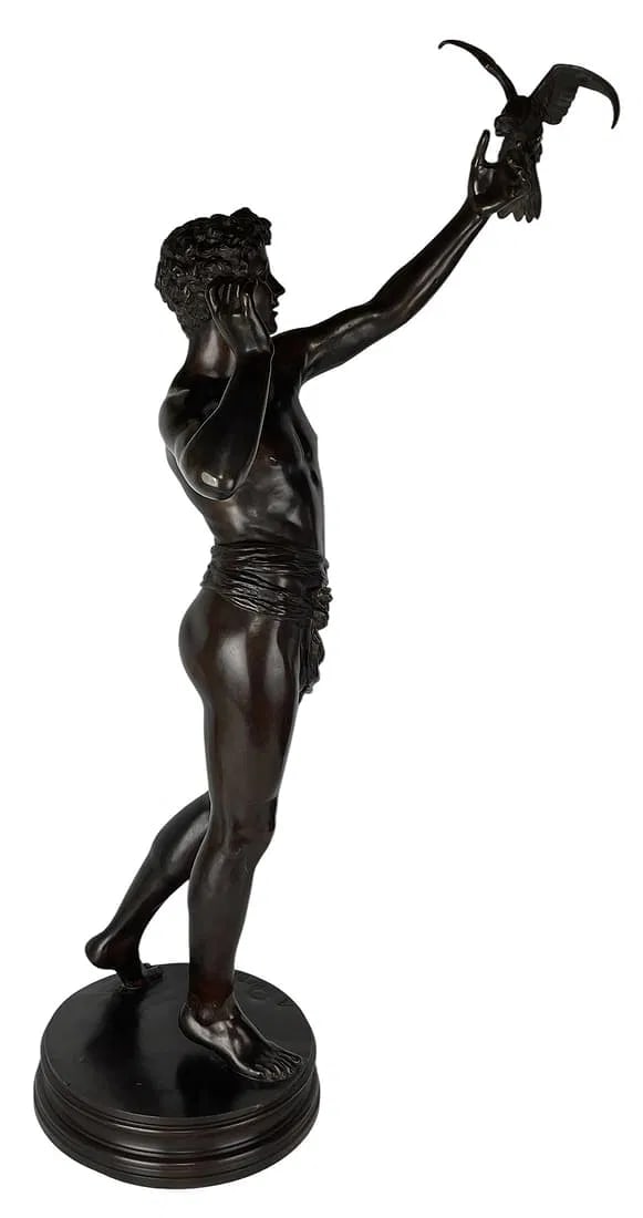 A LARGE BRONZE SCULPTURE - 3