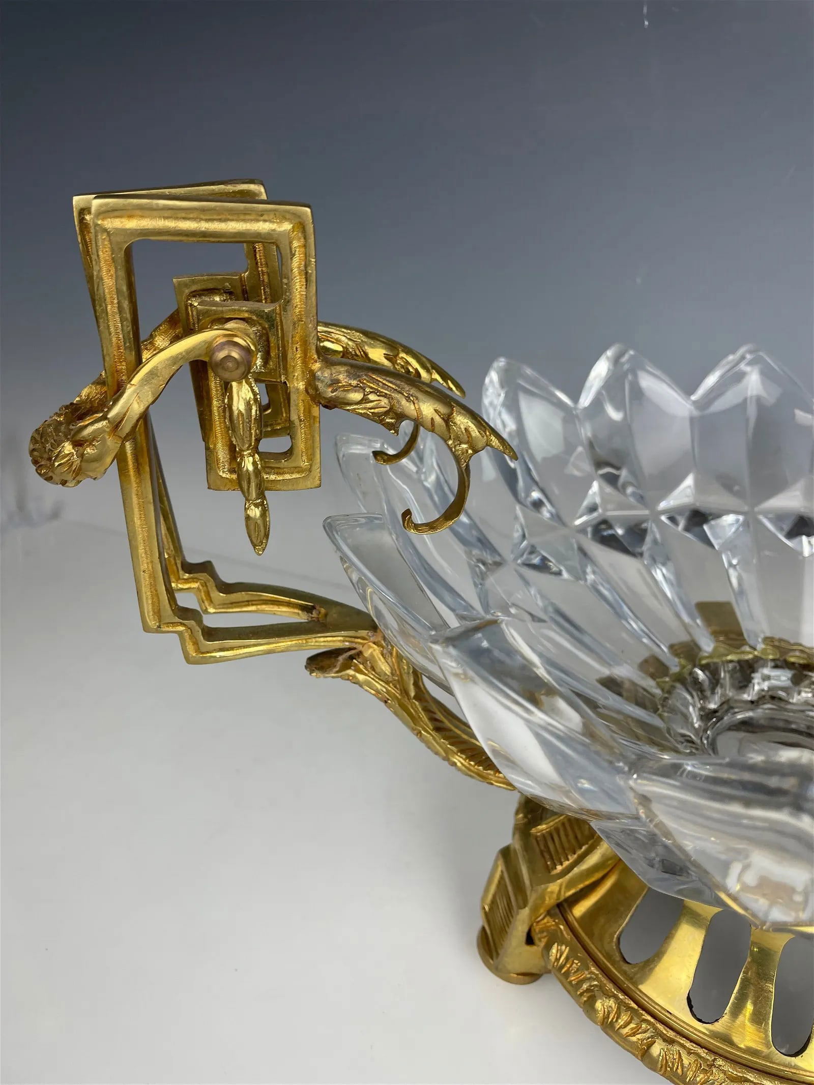 A LARGE ORMOLU AND CUT CRYSTAL CENTERPIECE - 4