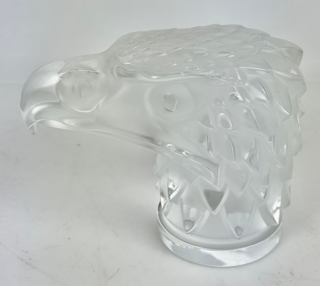 LALIQUE MASCOT EGAL (1 of 4)