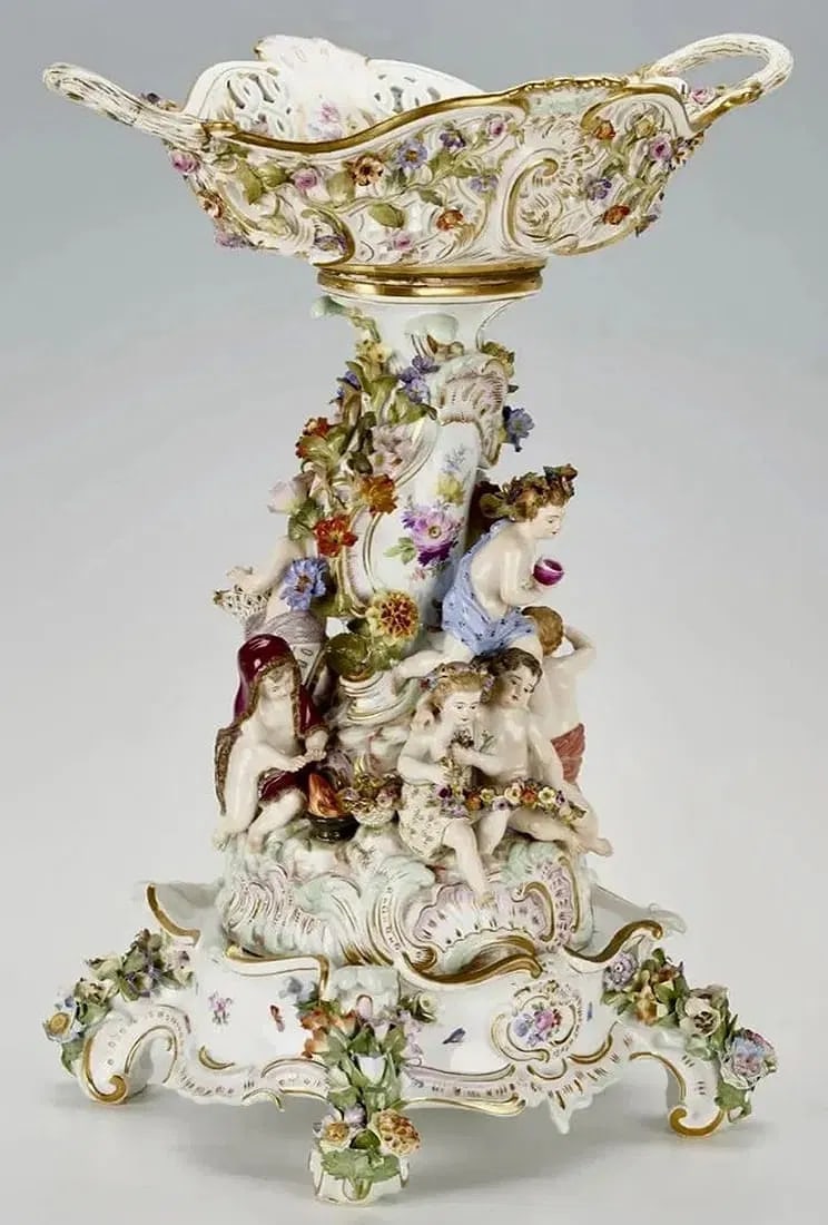 A LARGE 19TH C. FIGURAL CENTREPIECE AND BASE - 4