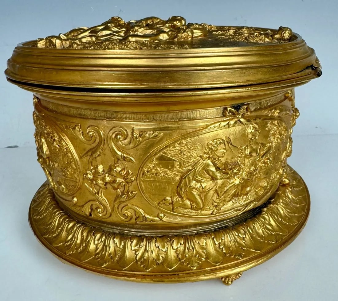 19TH C. ORMOLU JEWELLERY BOX - 3