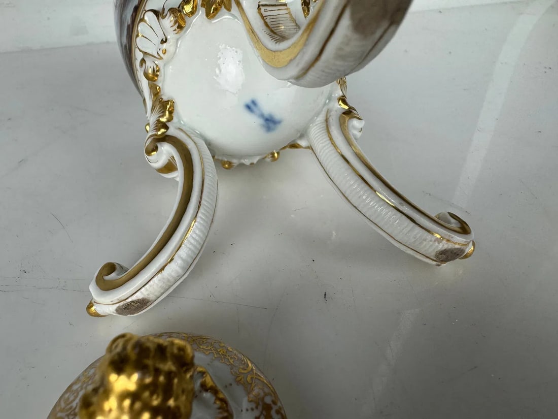 19TH C. MEISSEN EGG - 6
