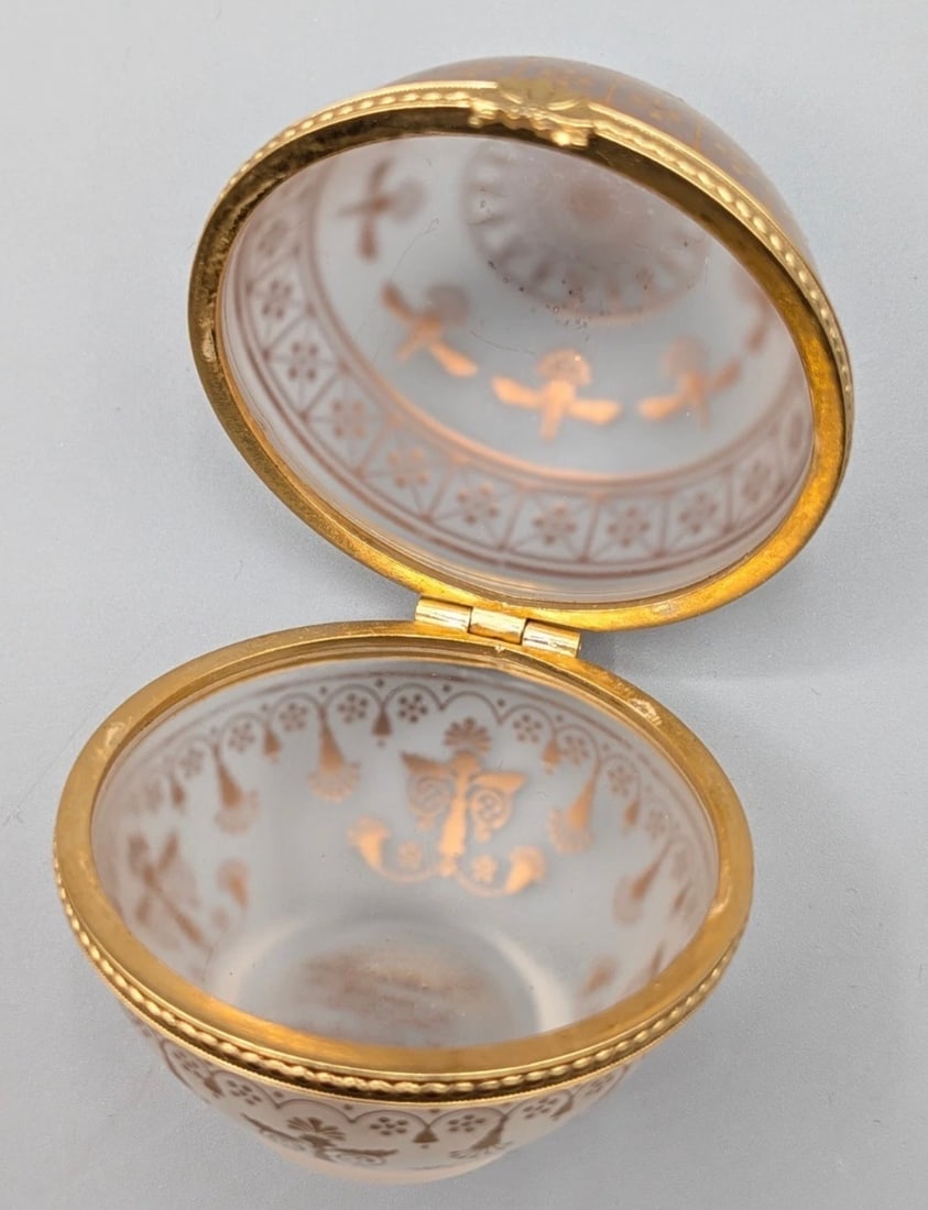GILT DOME SHAPED BOX - 2