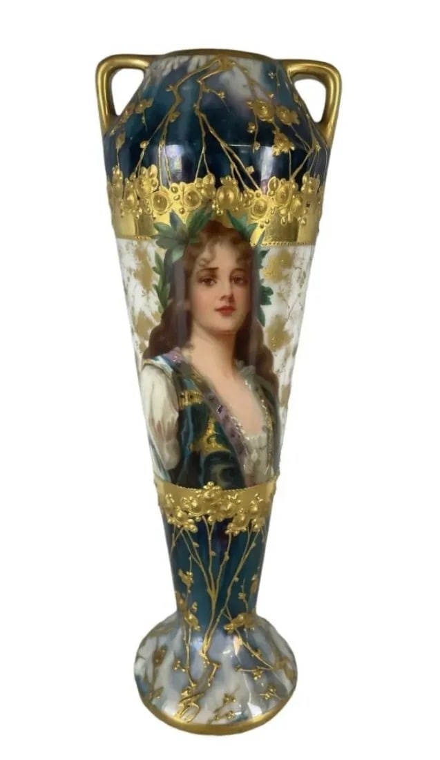 DRESDEN PORCELAIN VASE: Circa 1900. Measures 9 inches tall. In good antique condition, minor loss of gold. Estimate $1.000-1.200