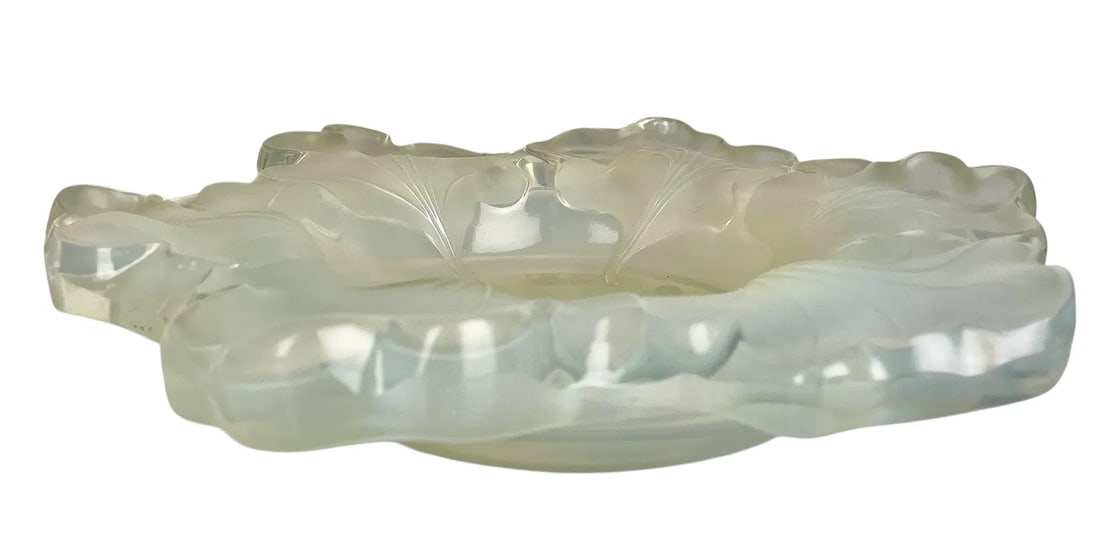 LARGE LALIQUE CRYSTAL LEAF BOWL: Suing Lalique France . Measures 12 inches d., 2.5 inches h. In very good condition, no chips, no breaks. Estimate $800-1000