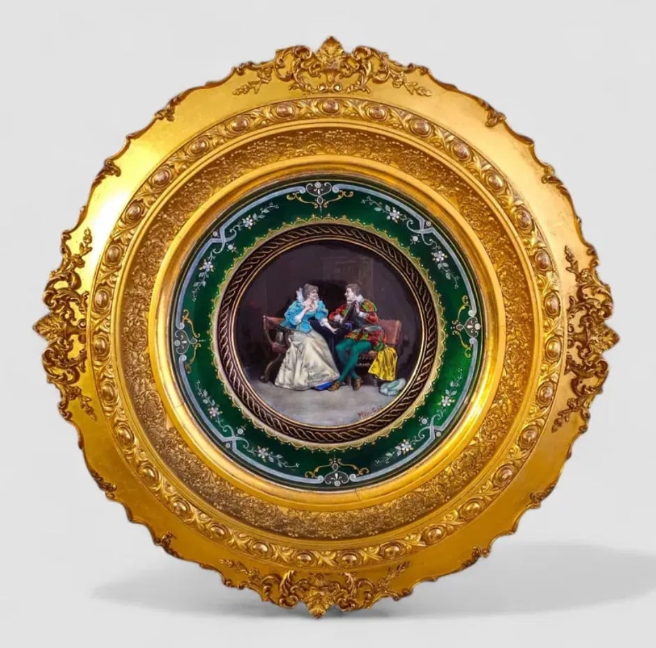 19TH C. FRECH ENAMEL PLAQUE: Frame measures 15 inches D., plate 8.75 inches D. In good condition. Estimate $1000-1200