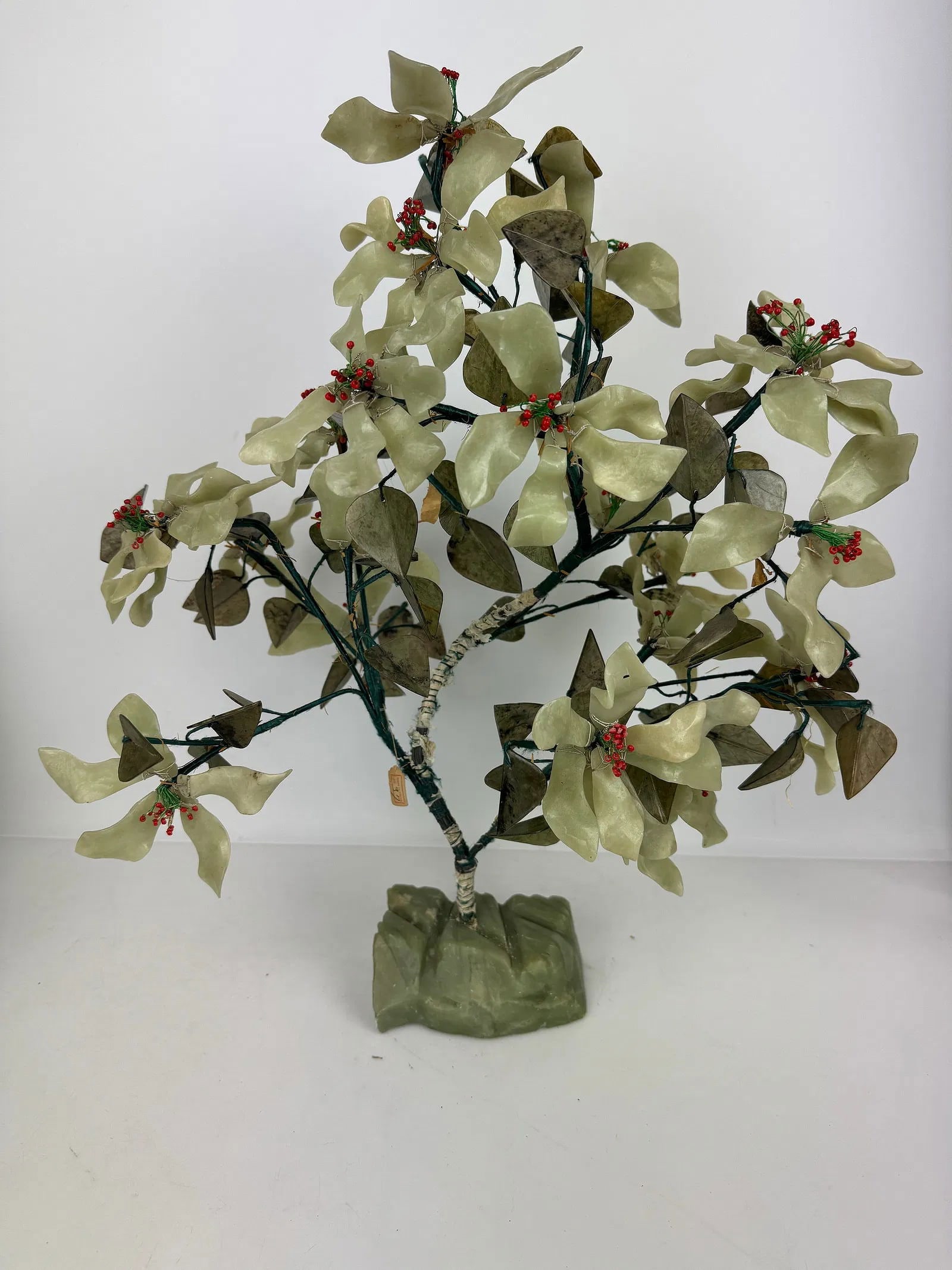 A LARGE CHINESE JADE TREE: Circa 1960. Measures 17 inches x 13 inches . In good condition. Estimate $600-800