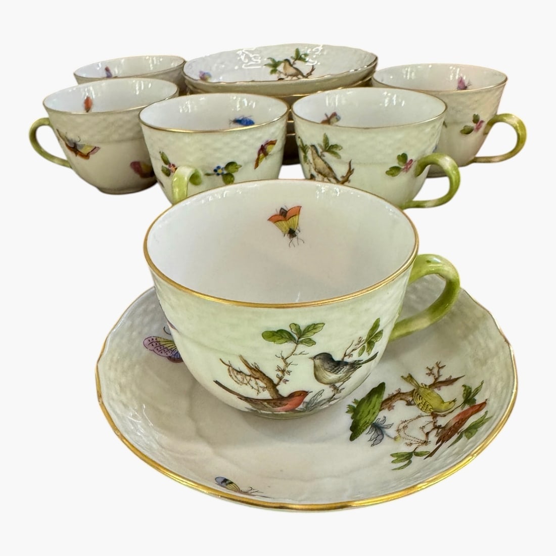 SET OF 6 HEREND DEMITASSE CUPS AND SAUCERS: All in excellent condition. Estimate $800-1000