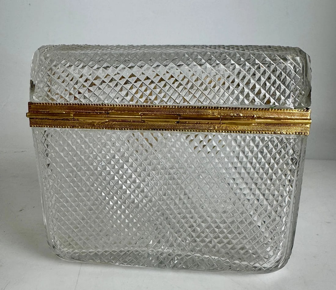 LARGE ORMOLU MOUNTED BACCARAT CRYSTAL BOX - 3