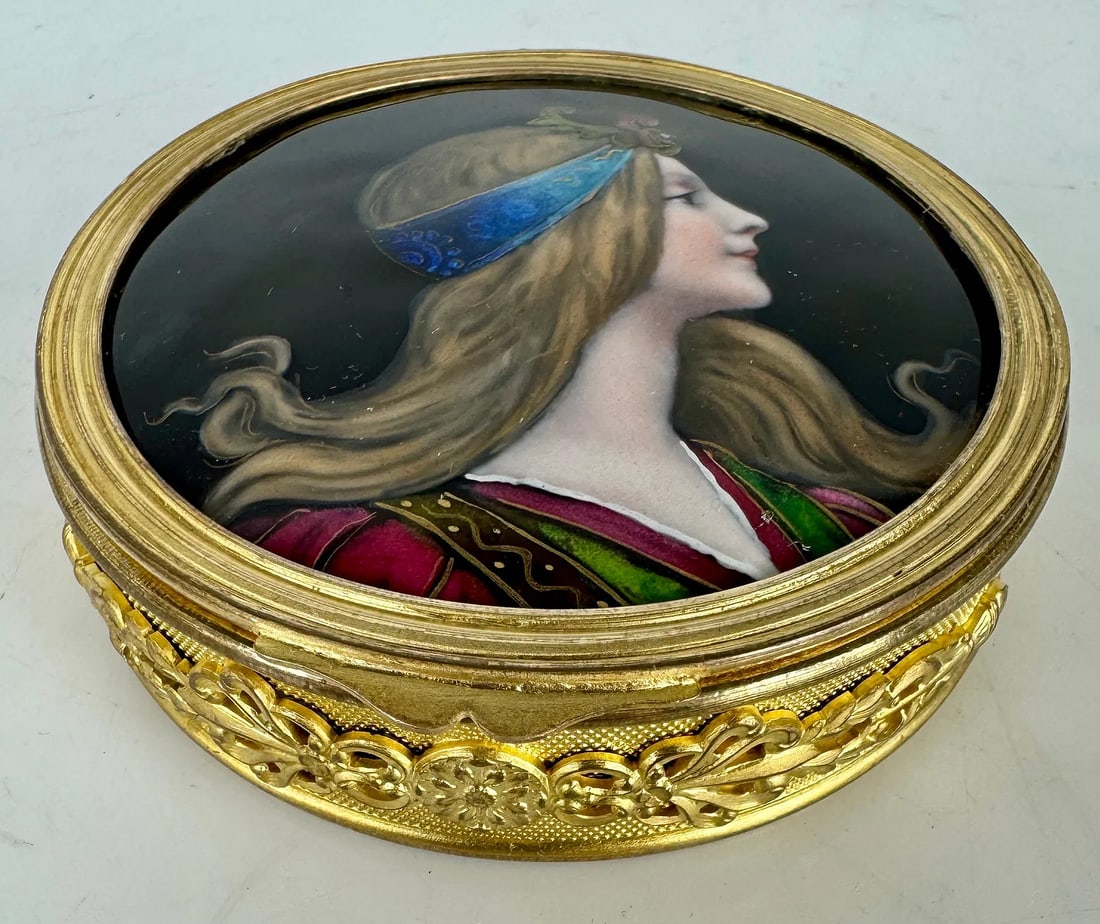 FRENCH ART NOUVEAU ENAMELLED ORMOLU BOX: Circa 1900. Measures 5 inches d. In excellent condition. Estimate $800-1000