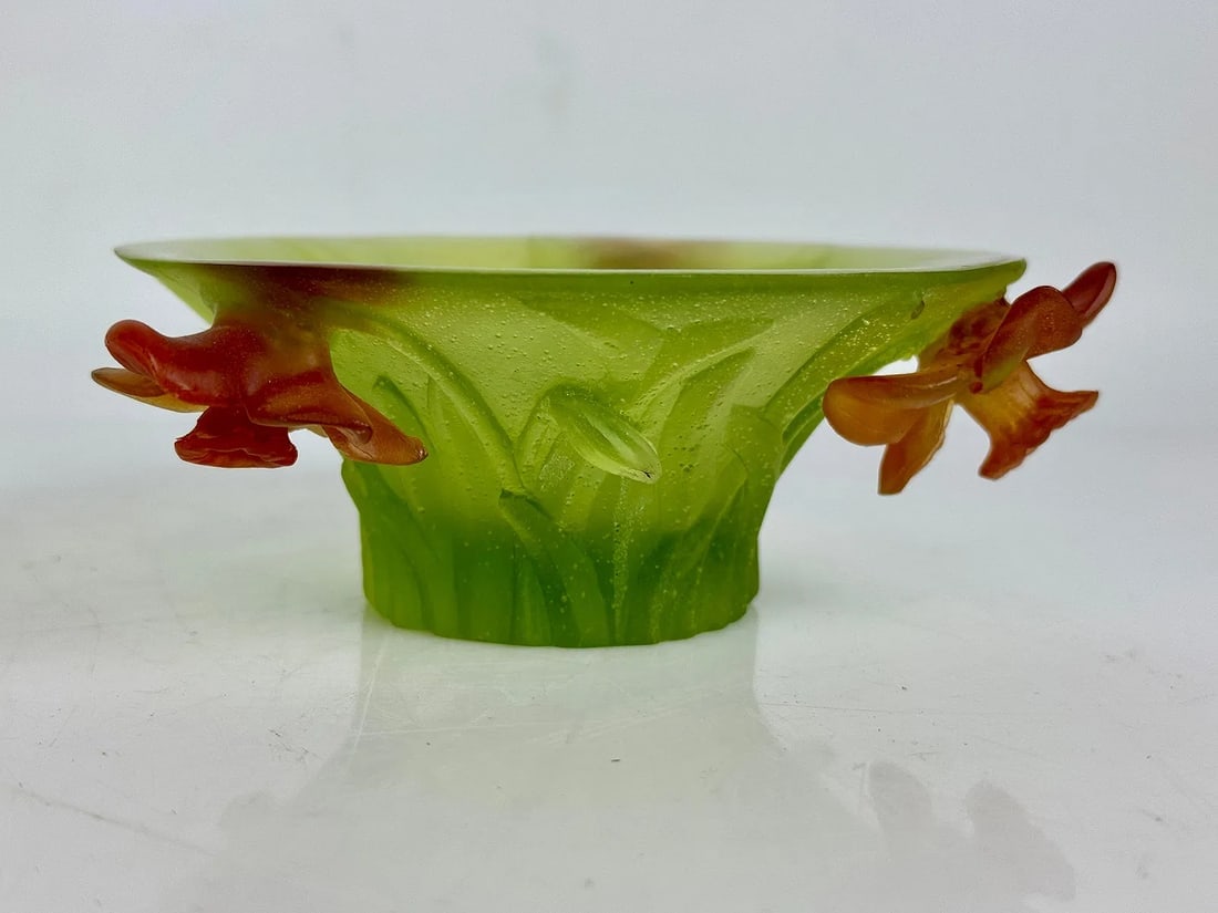 DAUM PATE DE VERRE SMALL BOWL: Signed Daum France , 5 inches d. In good condition. Estimate $600-800